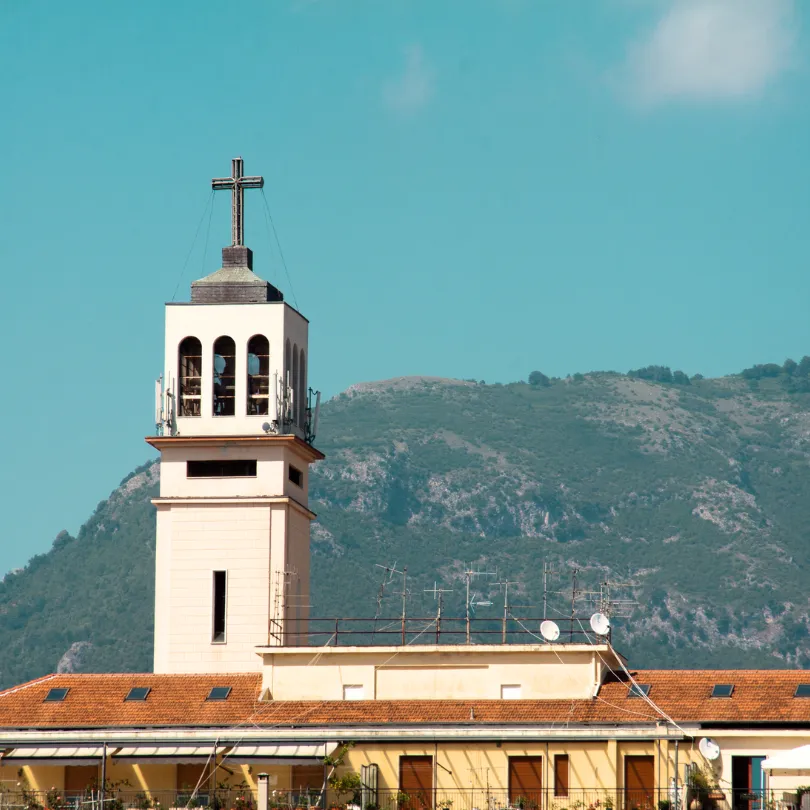 Image of a cross on a church
